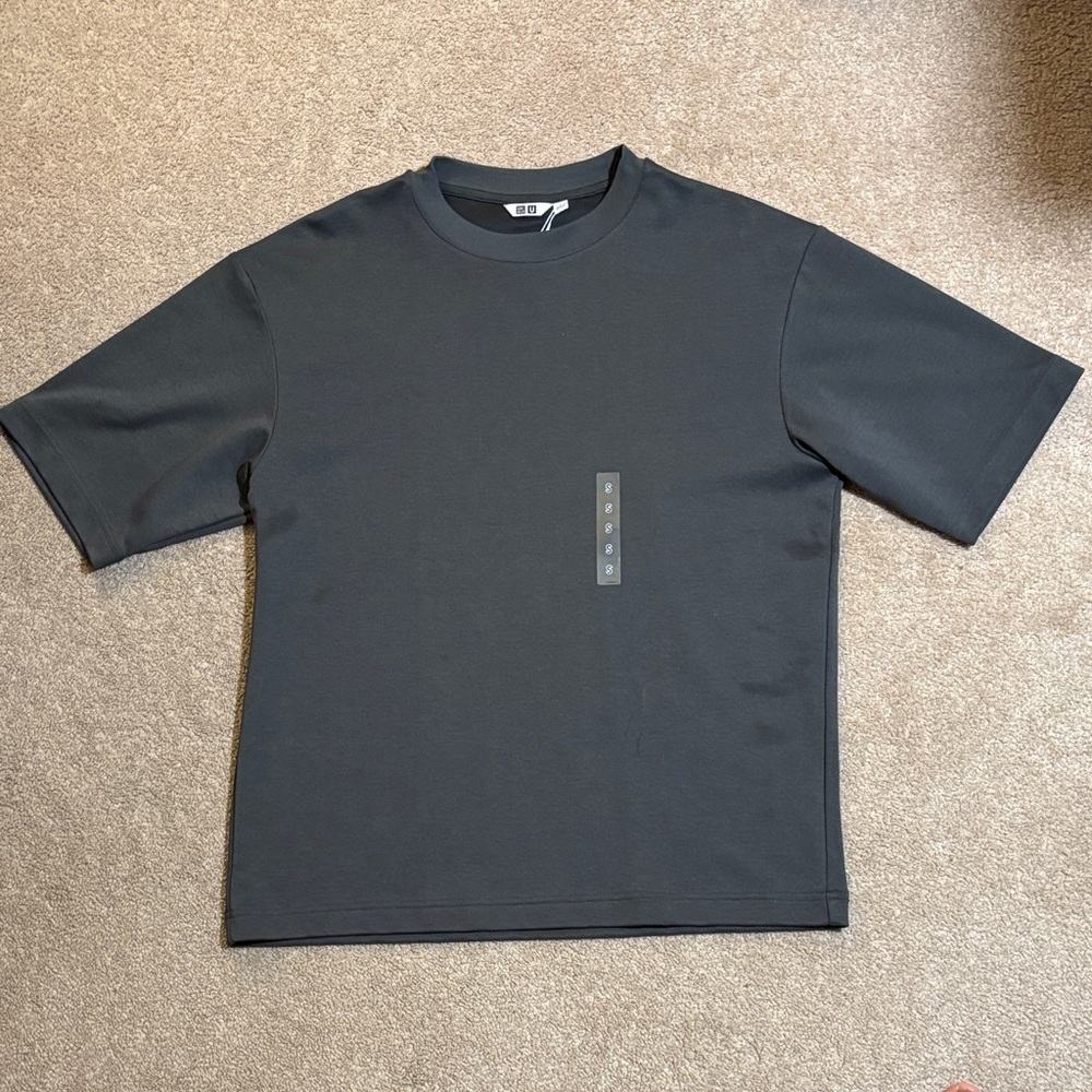 UNIQLO men’s cotton t shirt